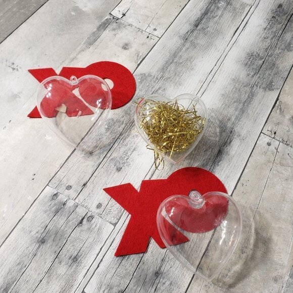 Set of 3 Clear Fillable Plastic Heart Containers - 4" - Picture 1 of 5